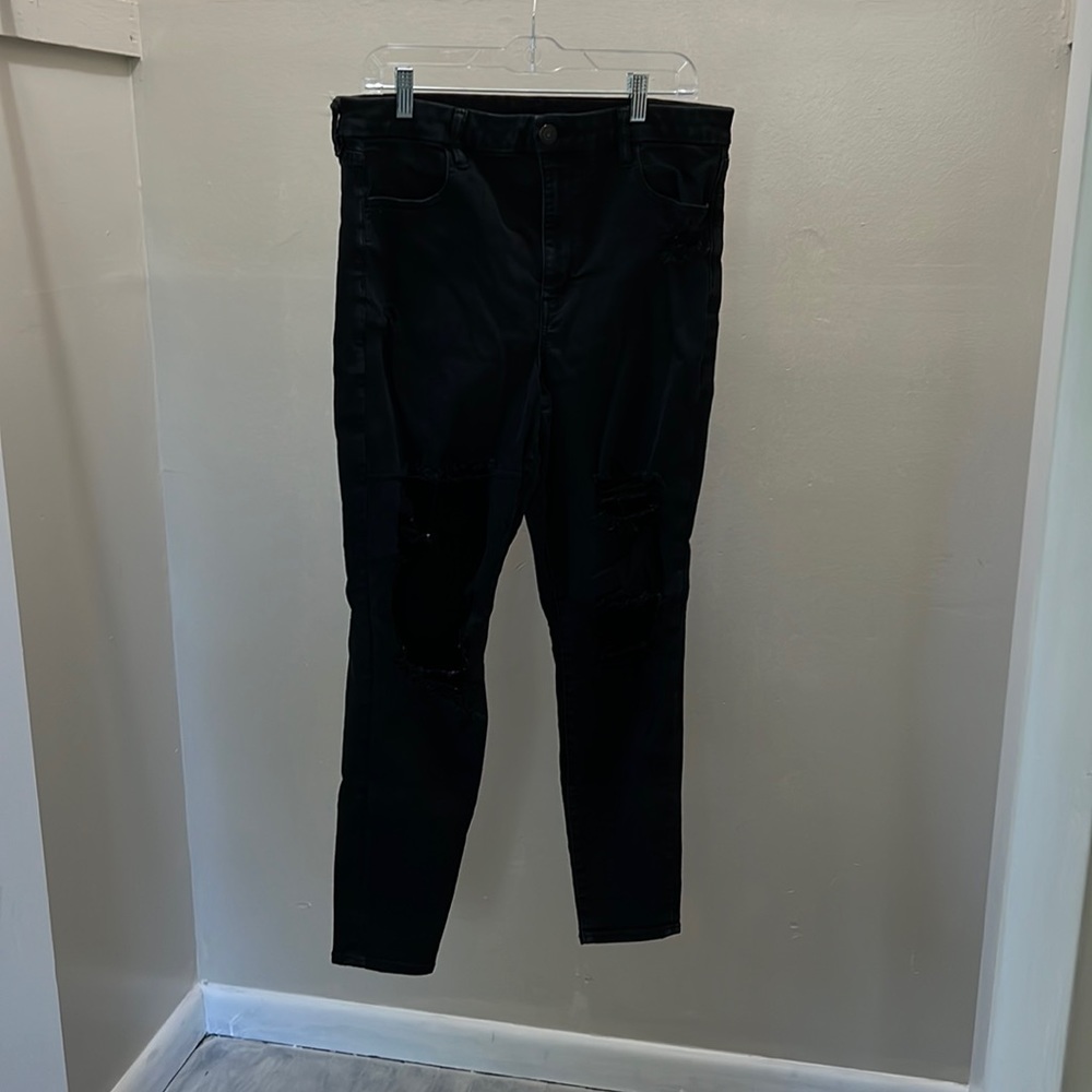 American eagle Next level stretch distressed jeans, black Size 14 Used condition